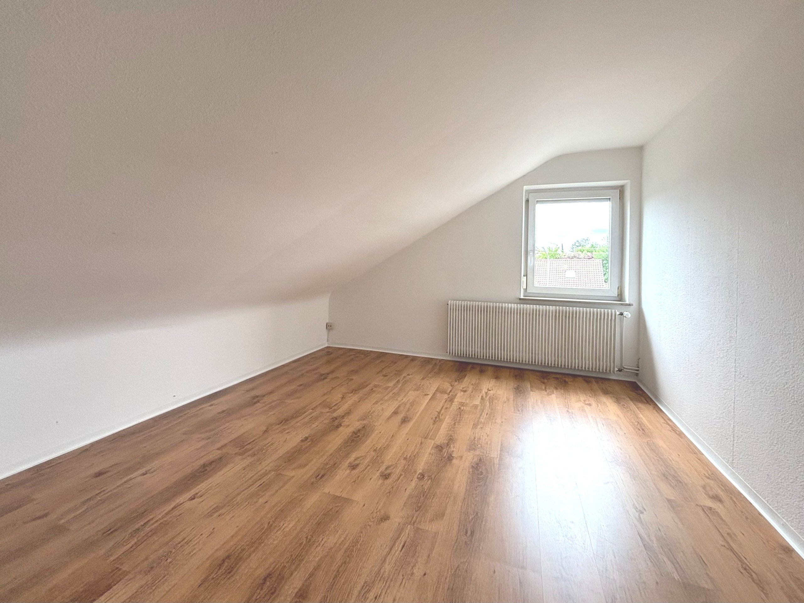2740851_1-Zimmer DG