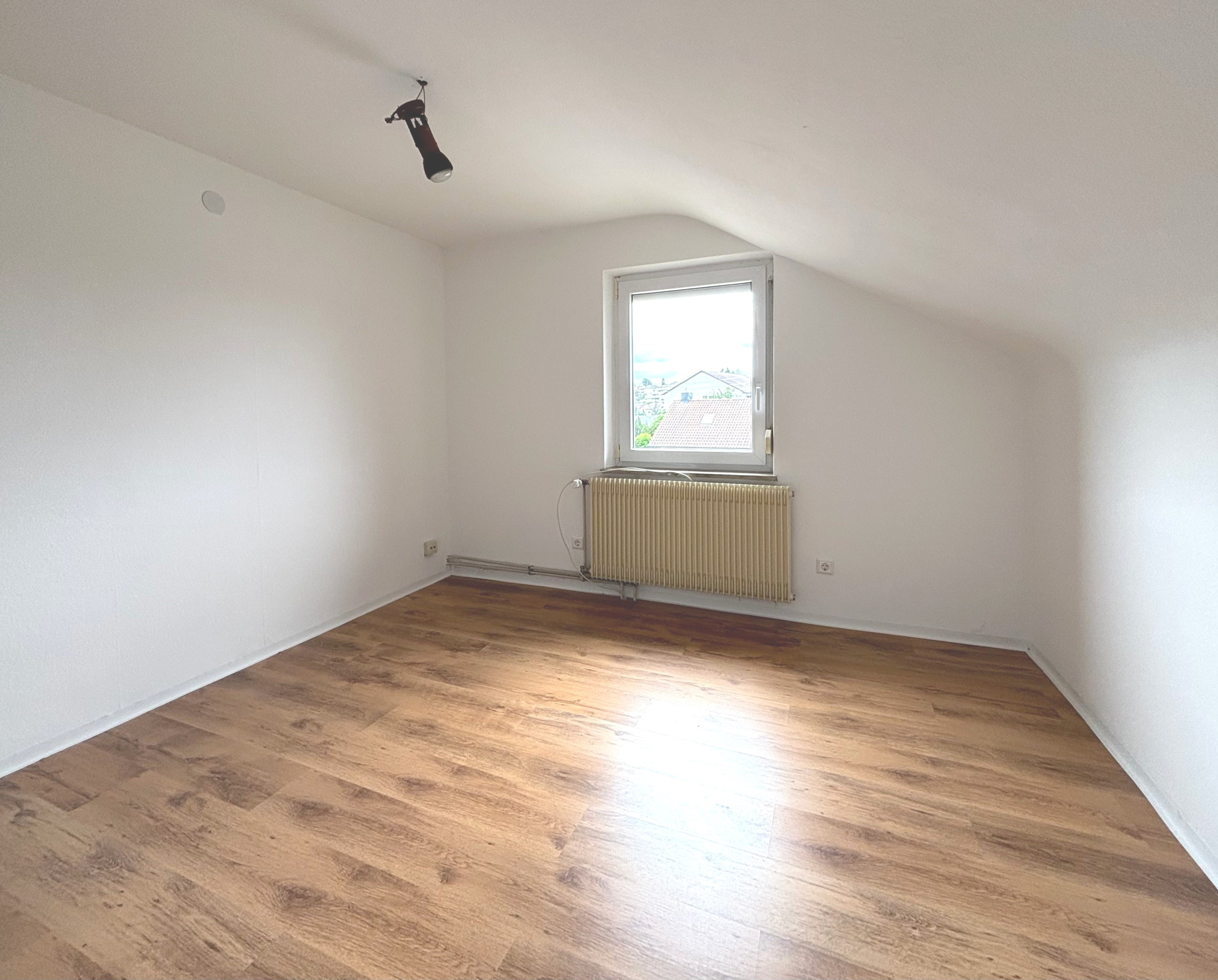 2740871_1-Zimmer DG