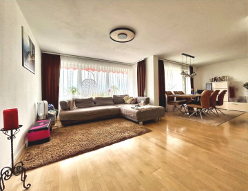 Wohn- und Esszimmer
